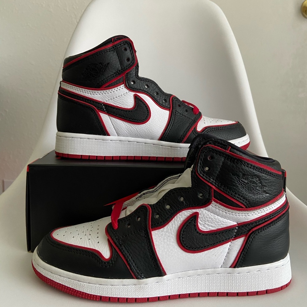 Jordan 1 High Retro Bloodline GS